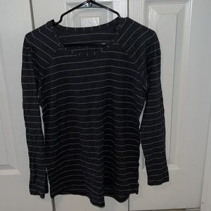 LULULEMON black and white long sleeve shirt